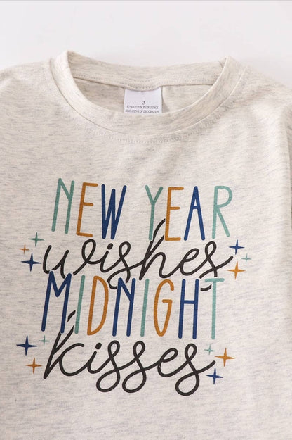 "New year wishes midnight kisses" Shirt